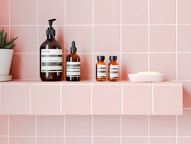     10 вещей, которые не стоит хранить в ванной (если они вам ещё нужны)