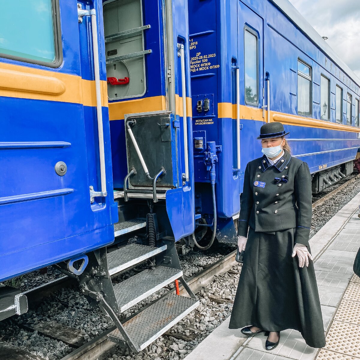 ретро поезд из санкт петербурга