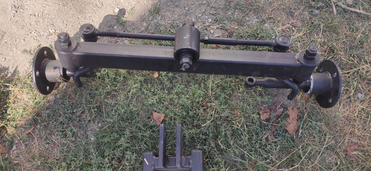 Передняя балка для минитрактора из ваз 2108. Балка качалка для минитрактора своими. Передняя балка на минитрактор своими руками. Передняя балка на минитрактор своими руками. Балка от газели на минитрактор.