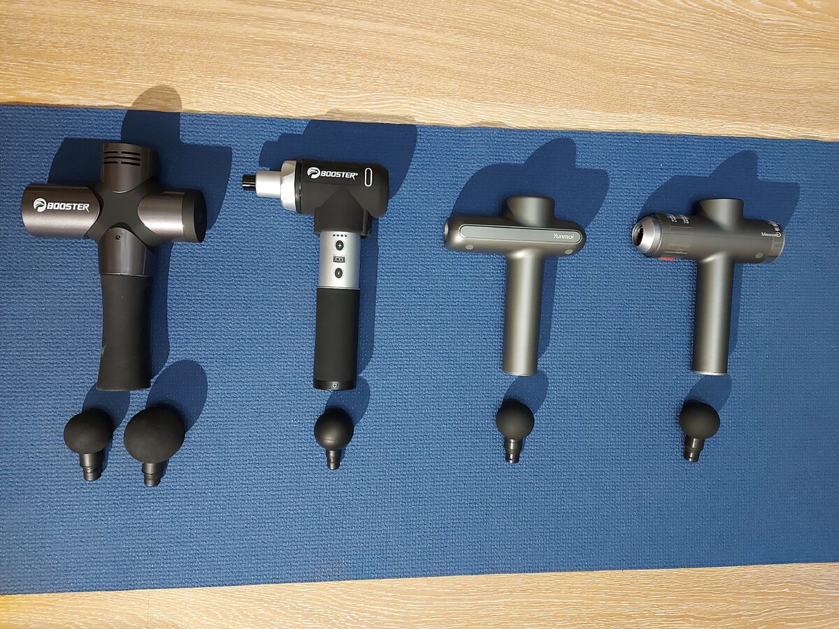 Шарообразная насадка на массажер Booster Pro 3 (1й слева), Booster Pro 2 (2й слева), Yunmai ProBasic (3й слева) и Yunmai Meawon (4й слева)