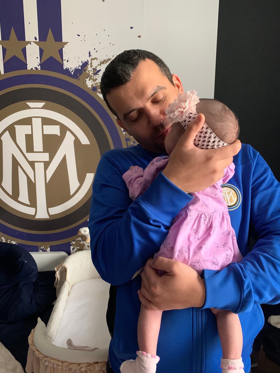 Муж с дочкой