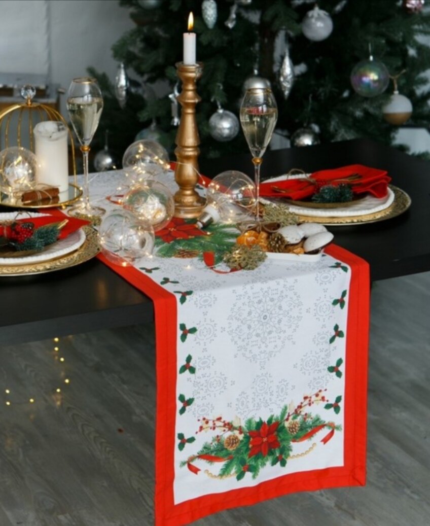                                                          Дорожка на стол