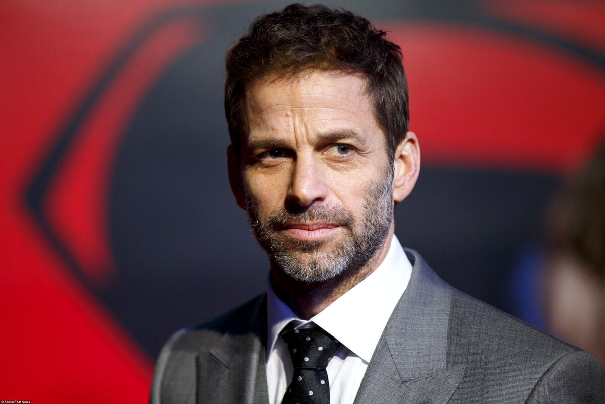 Зак Снайдер.