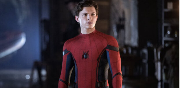 Том Холланд