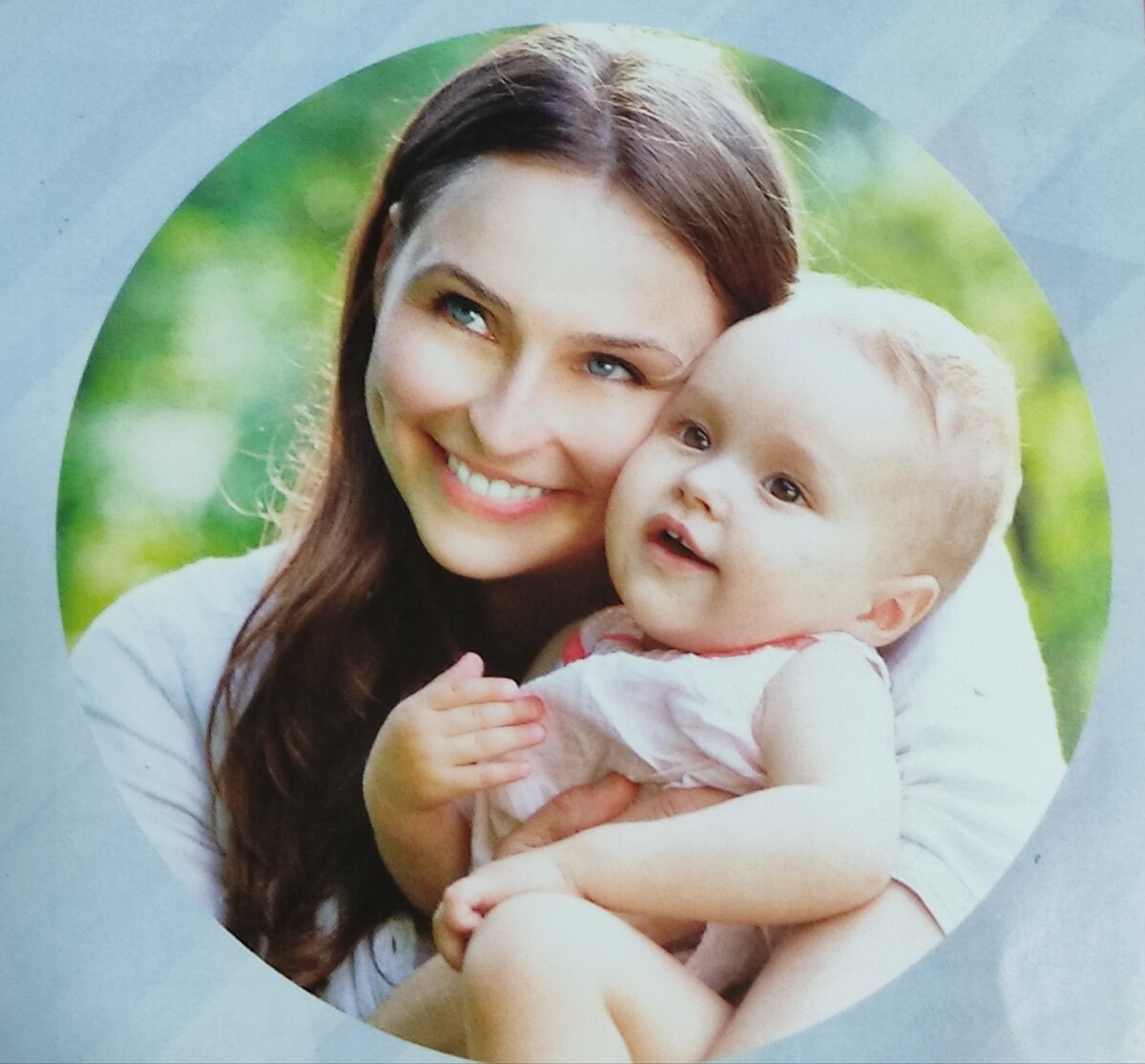 Счастливая мама без ипотеки)) 