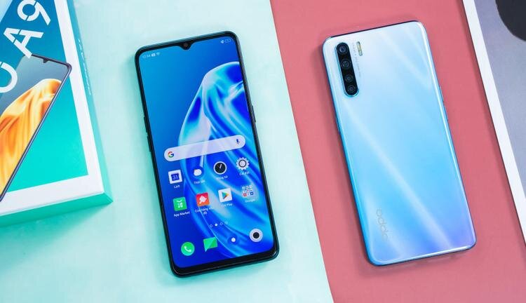 Сэкономить 10 тысяч рублей компания предлагает на покупке OPPO A91. Так, если ранее смартфон продавался за 27 990 рублей, то вплоть до 30 ноября его можно приобрести за 17 990 рублей.

В то же время, OPPO Reno2 Z можно приобрести за 22 990 рублей. Отметим, что в обычное время модель продается за 27 990 рублей.

OPPO A52, в свою очередь, доступен за 14 990 рублей вместо прежних 17 990 рублей. А на 5 тысяч дешевле можно купить модель OPPO Reno2.