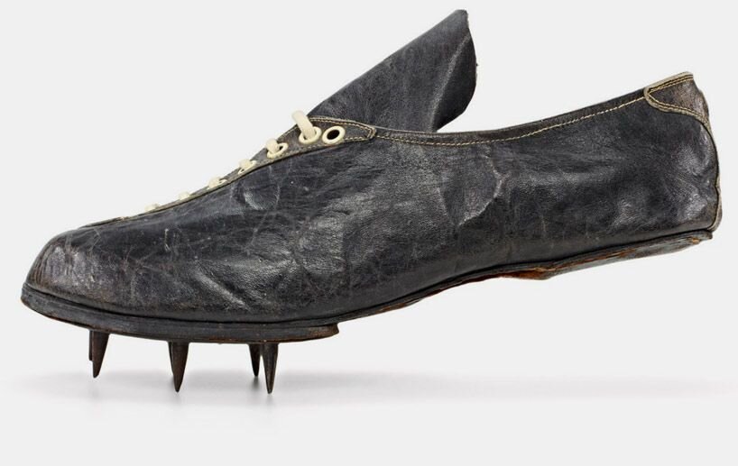 История обуви или как мы пришли к кроссовкам