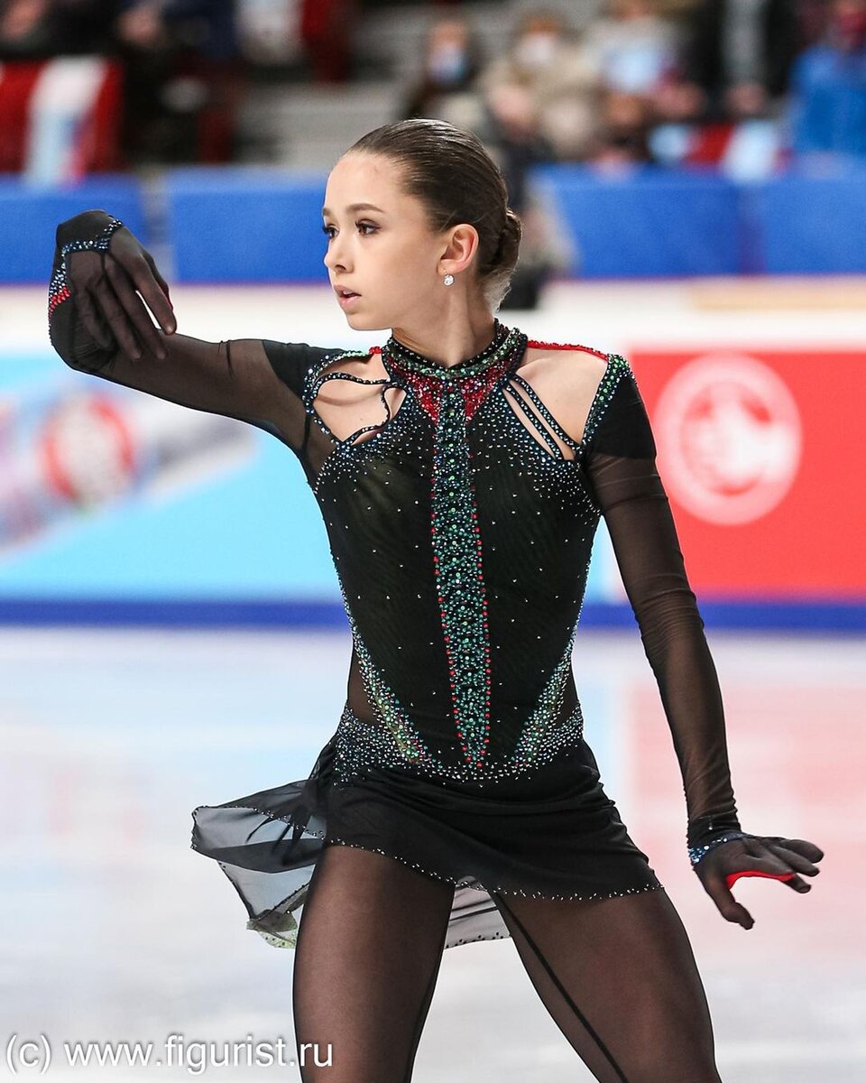 Камилла Валиева болеро