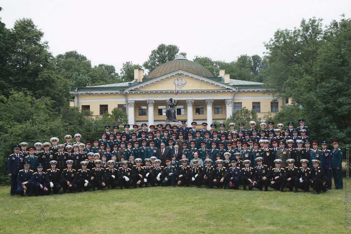 Медицинская академия в санкт петербурге