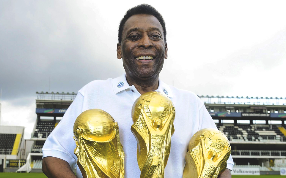 Пеле – лучший спортсмен XX века по версии Международного олимпийского комитета, а также лучший футболист XX века по версии журналов World Soccer и France Football. Фото: medium.com 