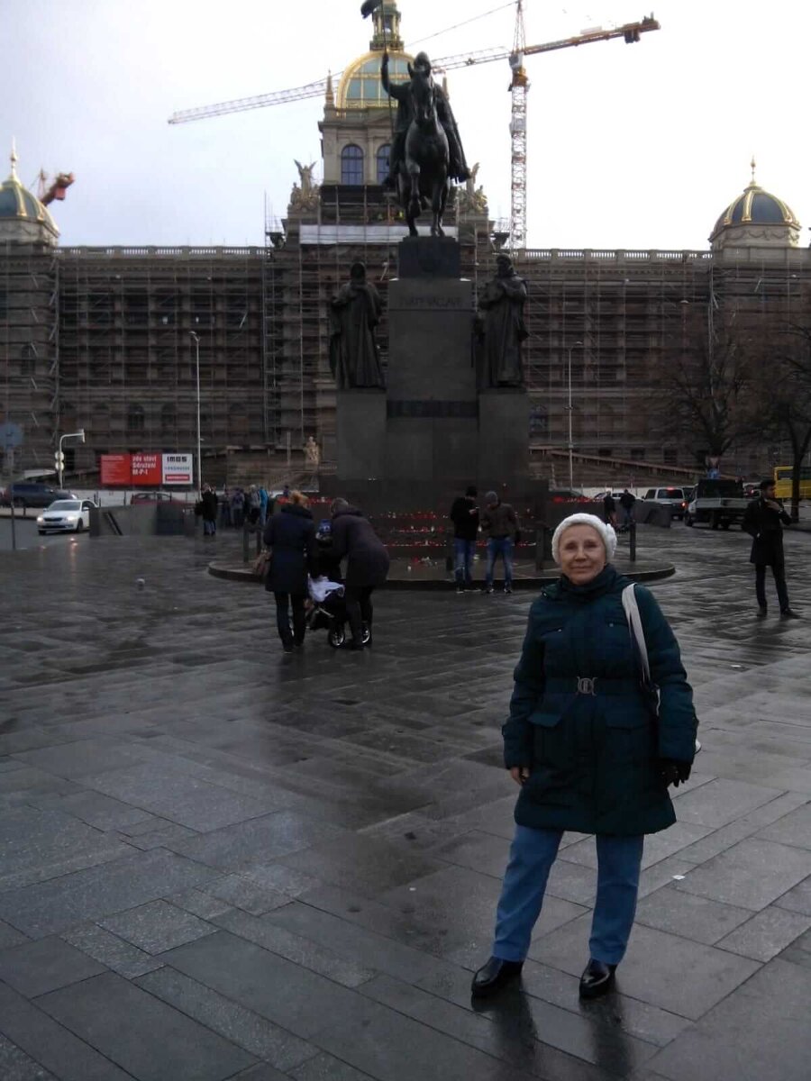 Памятник святому Вацлаву