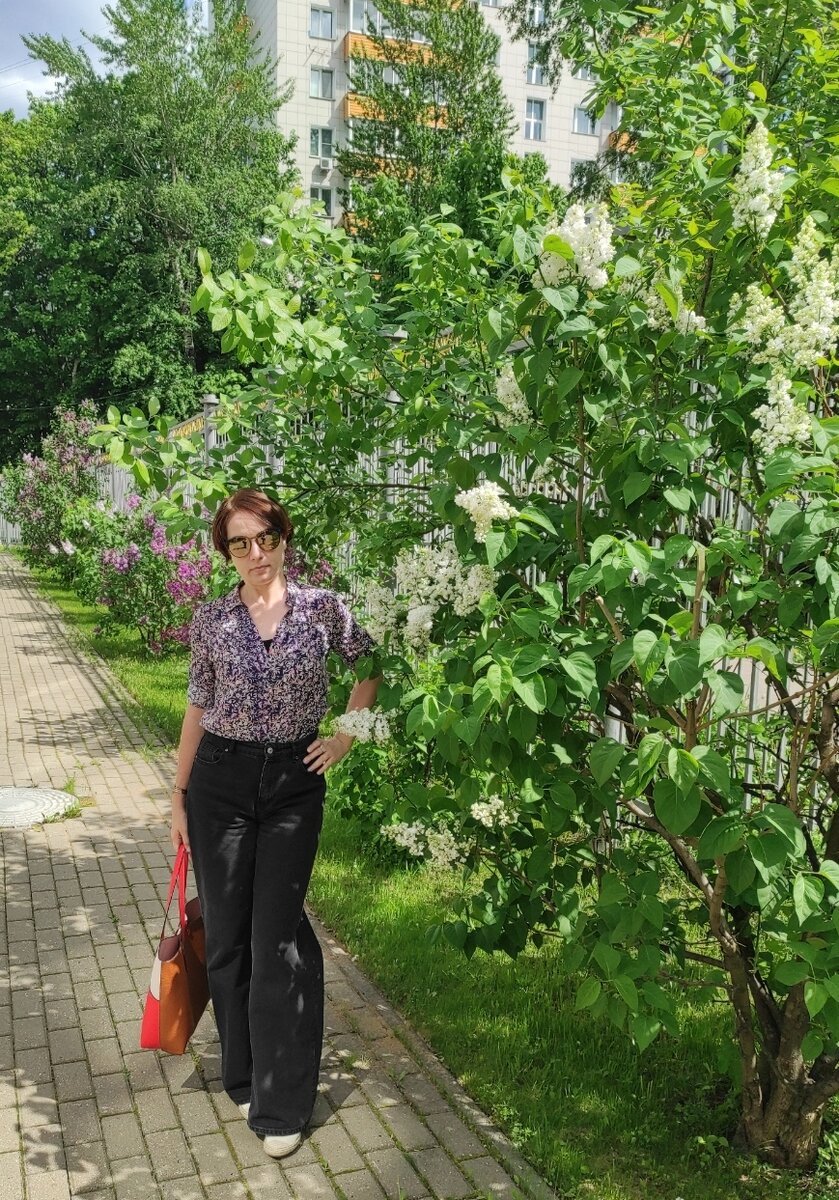 Ваша Квокка - женщина в сирени и предрассудках. 