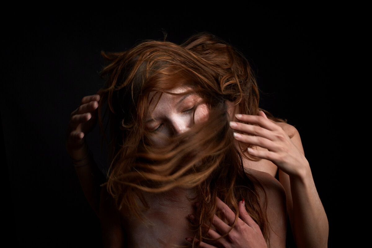"Настоящая история злой мачехи", Екатерина Широкова. Фото David Todd McCarty Unsplash