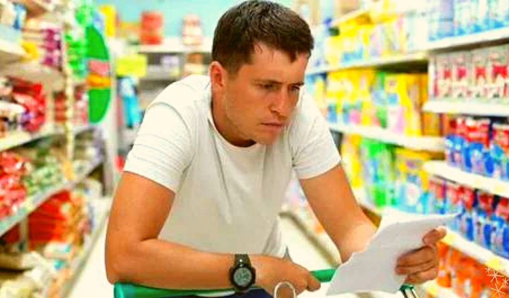 Для некоторых мужчин поход в магазин - непреодолимый квест!