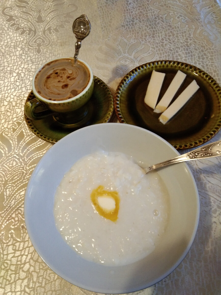 КБЖУ: 351/13,3/14,4/42,0