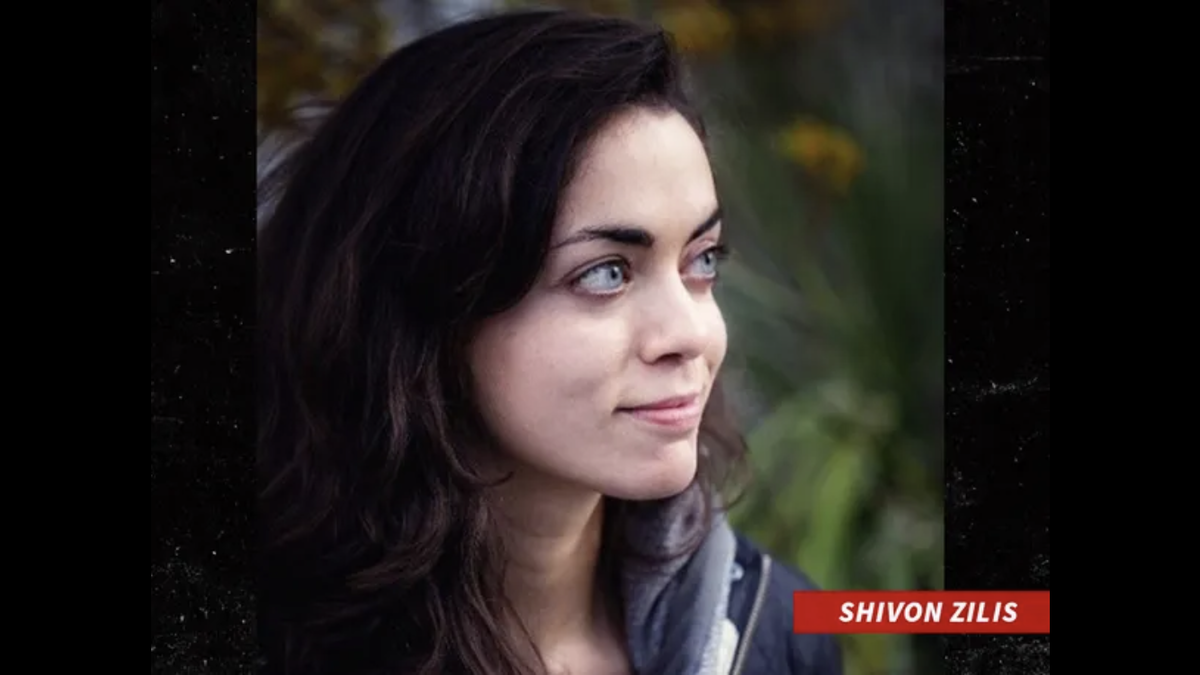 Шивона Зилис