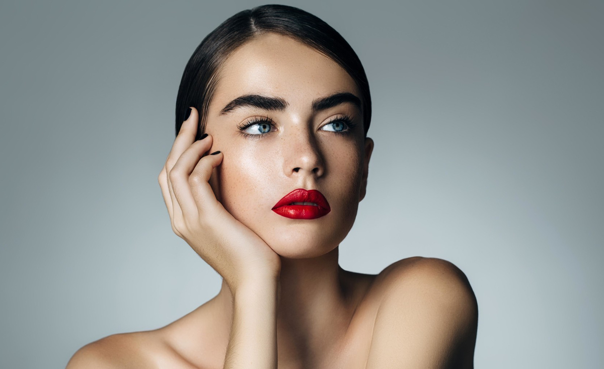 Естественная красота и искусственная. Скарлетт йоханссон монро. Девушка брови. Кейт уинслет ланком. Нежный весенний макияж.