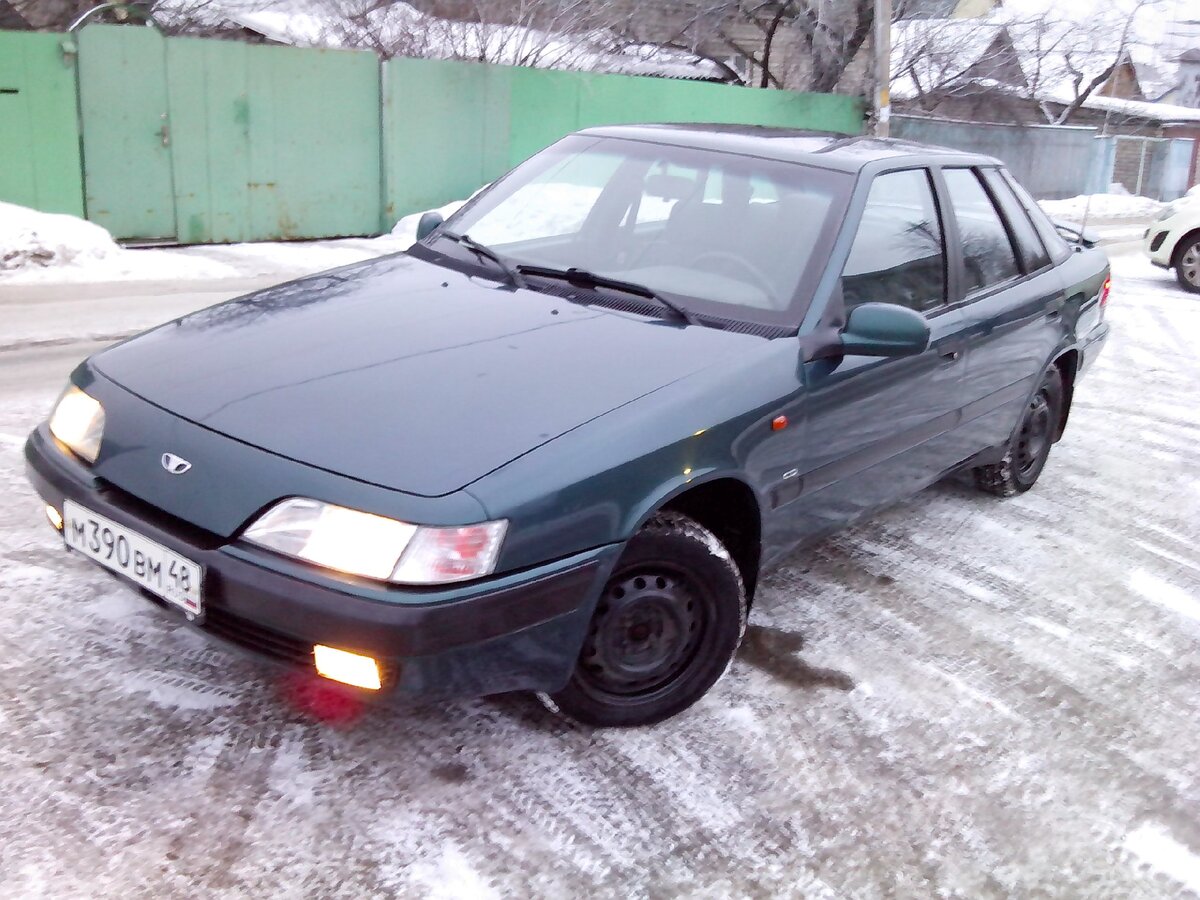 Желаемый многими в конце 90-х Дэу Эсперо