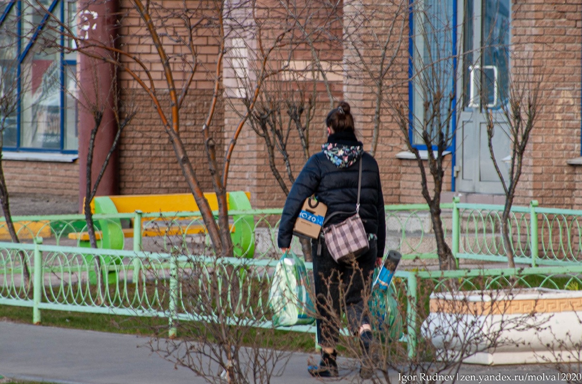 Людям хочется вернуться к обычной жизни, хочется иметь возможность поехать в гости или даже отправиться в путешествие по стране