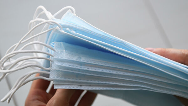 "Ценные активы" современности. Конечно, польза от них сильно переоценена, но носить положено. 