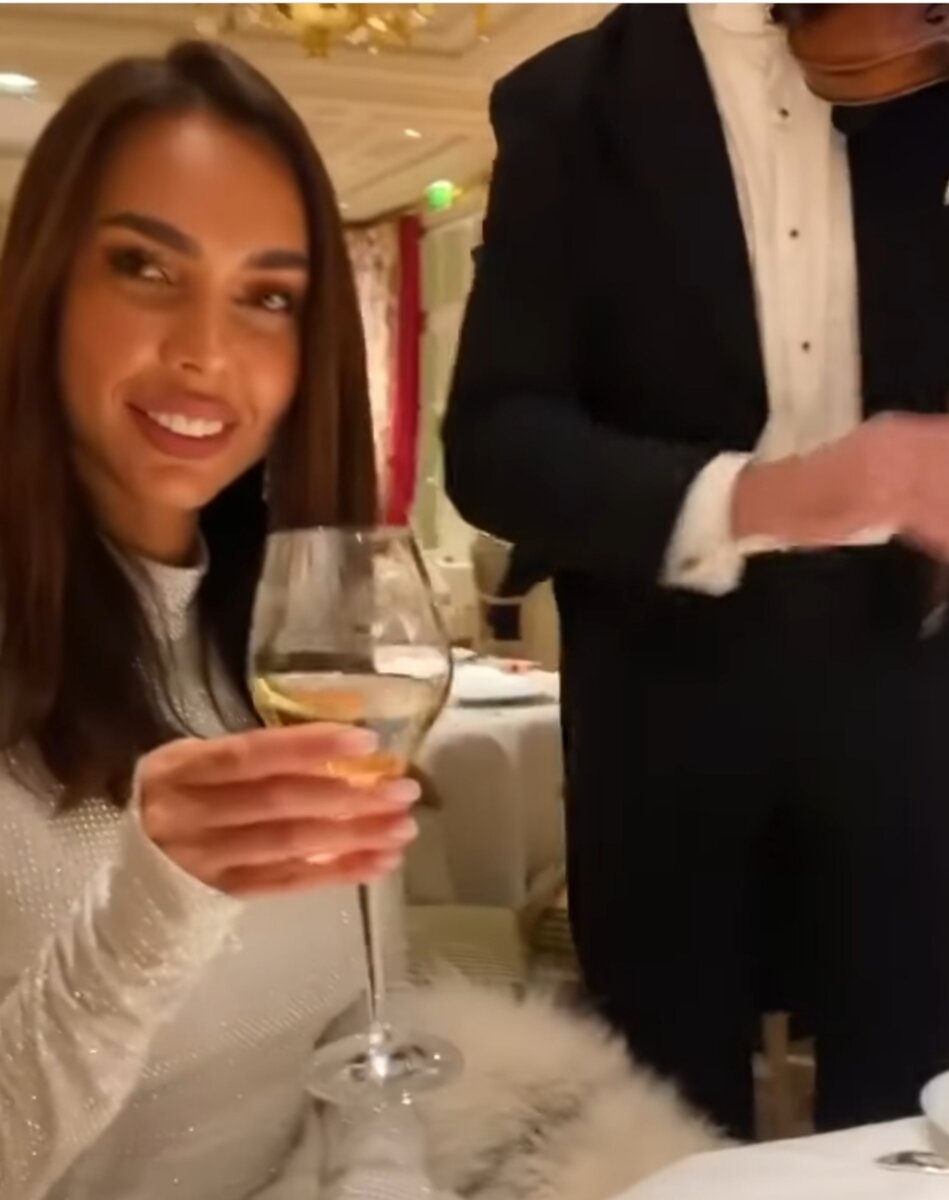 Скрин из видео личного аккаунта Оксаны