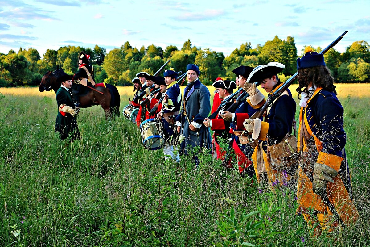 Реконструкция в магалинщине 23 февраля 2022 г. Реконы. Клуб исторической реконструкции смоленск. Реконструкция магалинщина смоленск. Реконструкция смоленский рубеж смоленск зима.