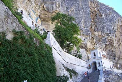 Православный мужской монастырь в Бахчисарае в Крыму( фото из личного архива)