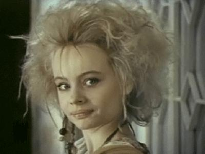 Мария Селянская в фильме «Она с метлой, он в чёрной шляпе». Кадр из фильма