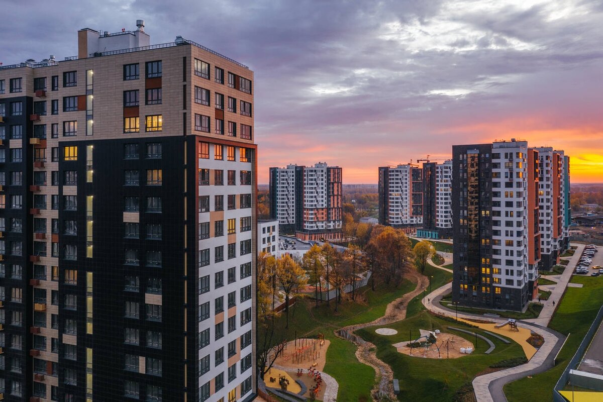 Информационно-аналитический портал недвижимости «РеКиров.ру» подготовил анализ вторичного рынка жилья города Кирова в апреле 2020 года.