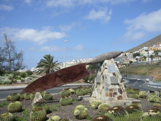 Памятник на острове Гран-Канария. Испания.