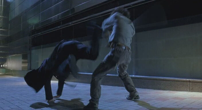 Охотник сражается с вампиром. Изображение взято из открытого источника Яндекс картинки