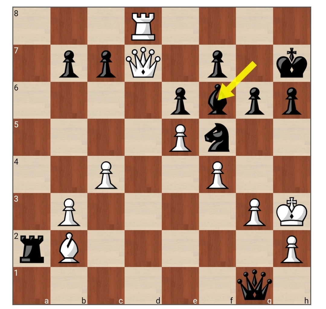 Слон чёрных рубит коня