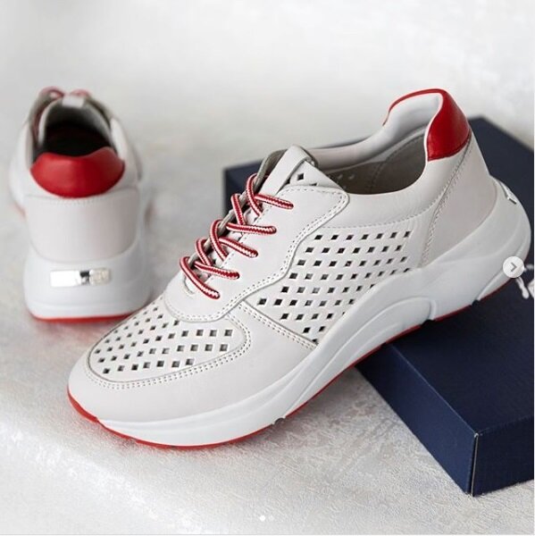                                           Обувь увеличенной полноты немецкого бренда Caprice                                                                        