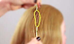 две невидимки и резинка