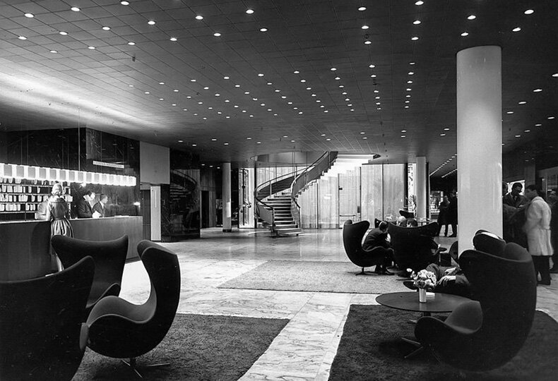 Первый интерьер «SAS Royal Hotel»