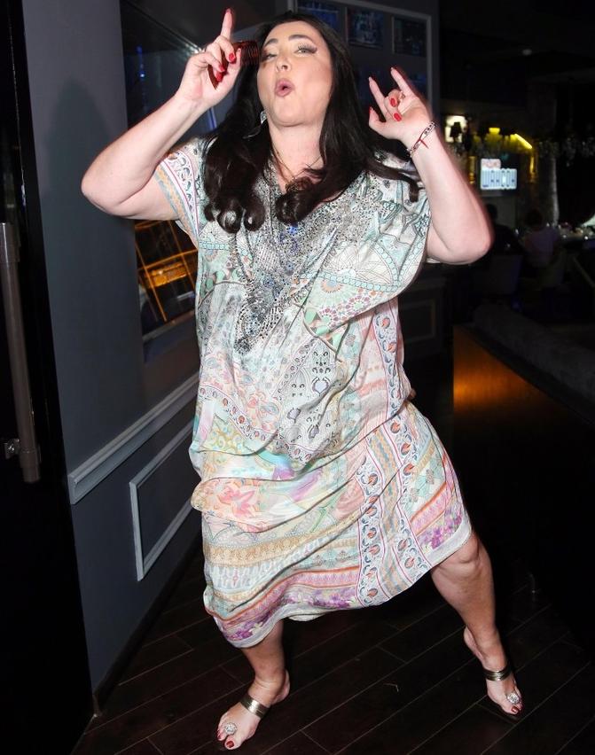 Танцуй Россия, плачь Европа! А у меня самая красивая - *опа!