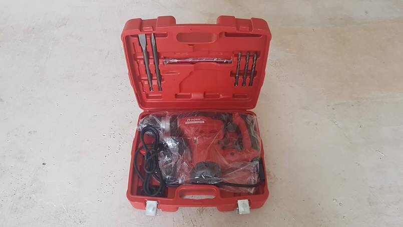 Комплектация перфоратора DORN DH-1500