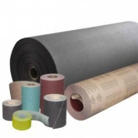 Большинство моделей инструмента являются универсальными – они с одинаковой эффективностью применяются для выполнения разных работ. Достигается это за счет сменности расходных материалов, абразивов (ленты или наждачной бумаги)