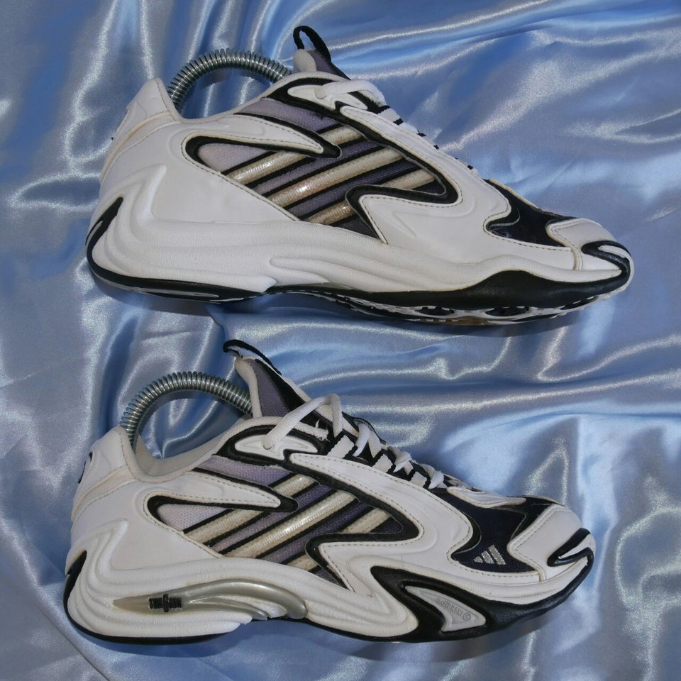 Adidas store chasm 1999