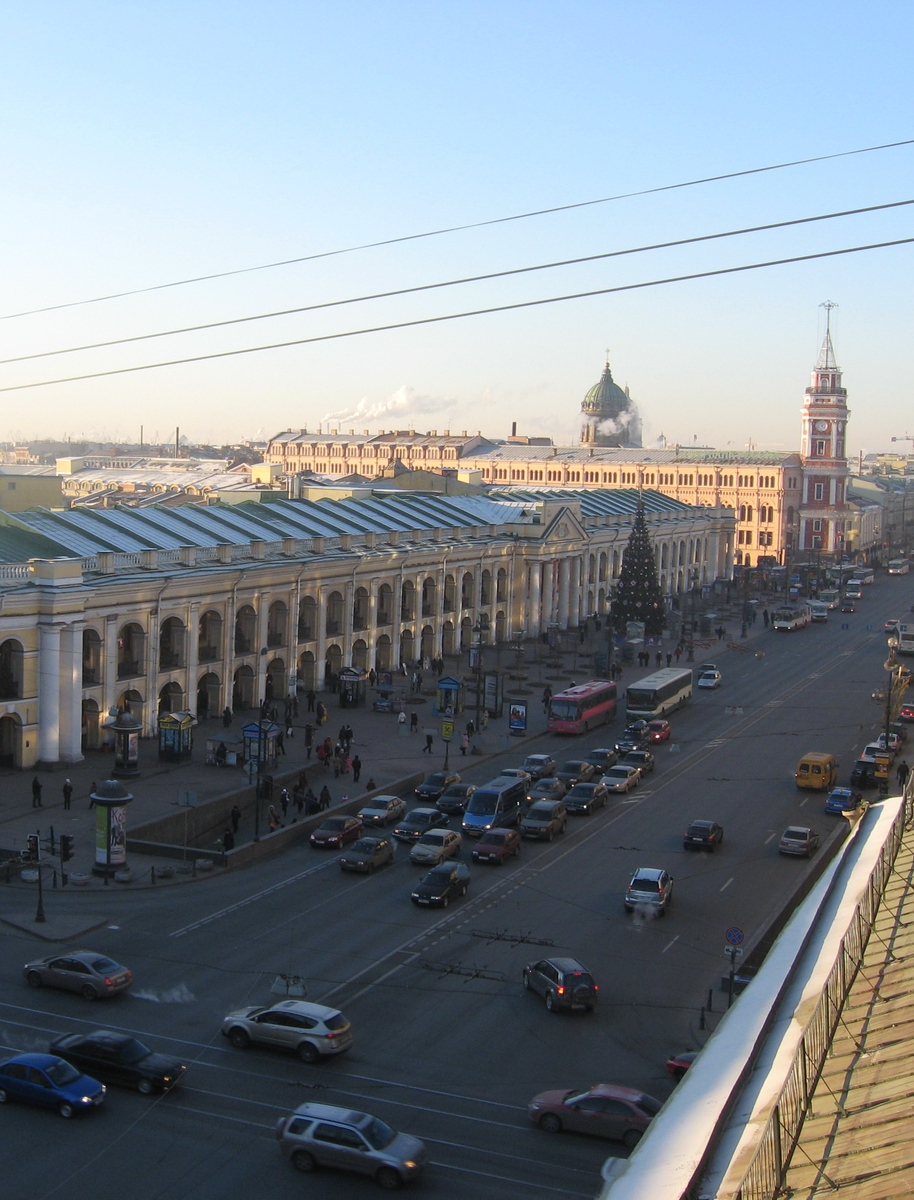 Угол невского и суворовского фото