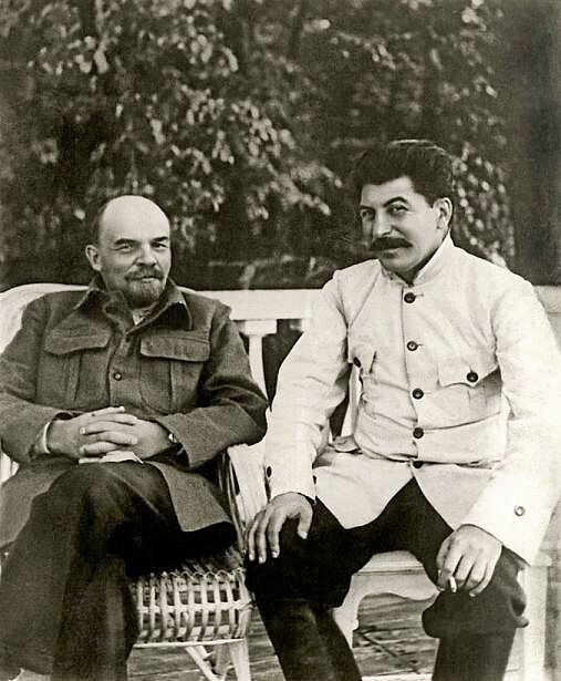 Ленин и Сталин в Горках. 1922