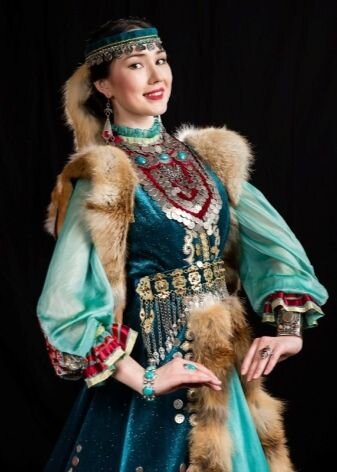 Наследие Башкирии: платье кулдэк, кафтаны кэзэки и кашмау - народный костюм башкир