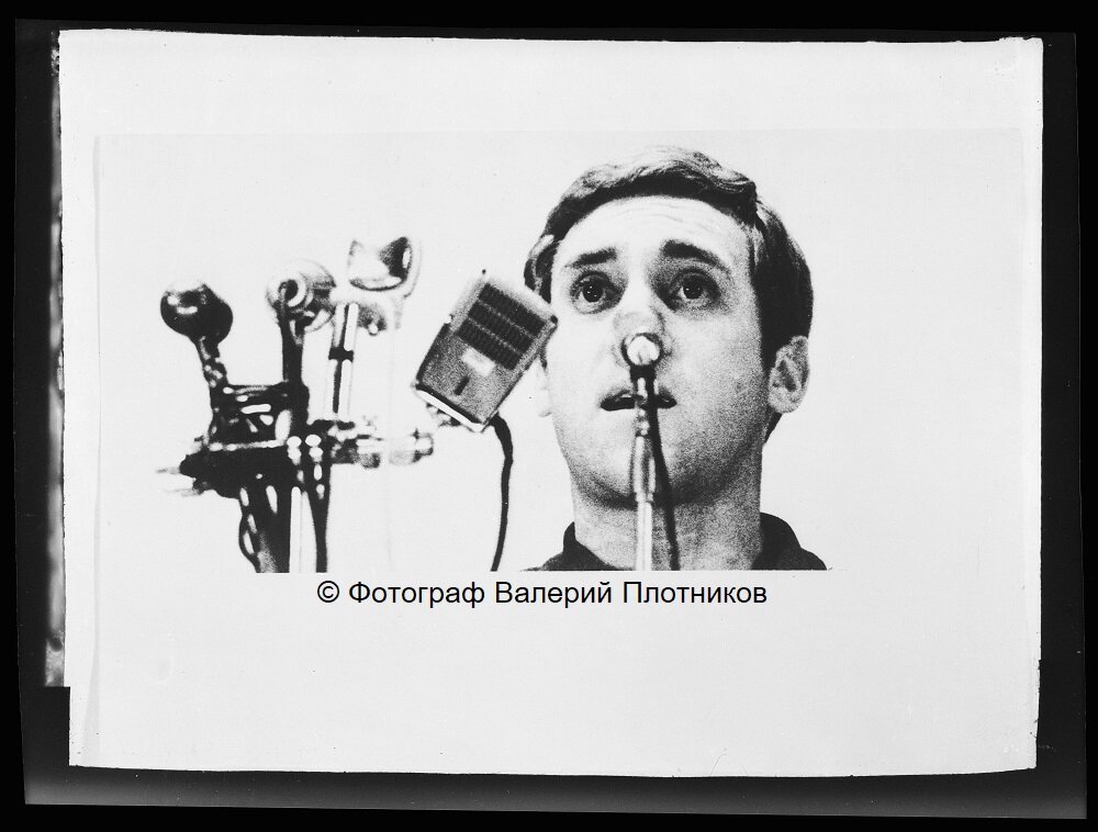 Первый портрет Высоцкого, который сделал Плотников. Снято 1967/10/03