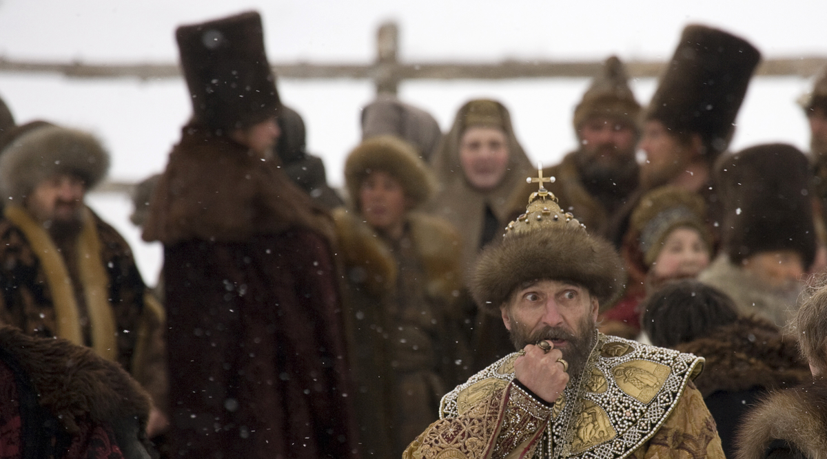 Кадр из сериала "Царь"