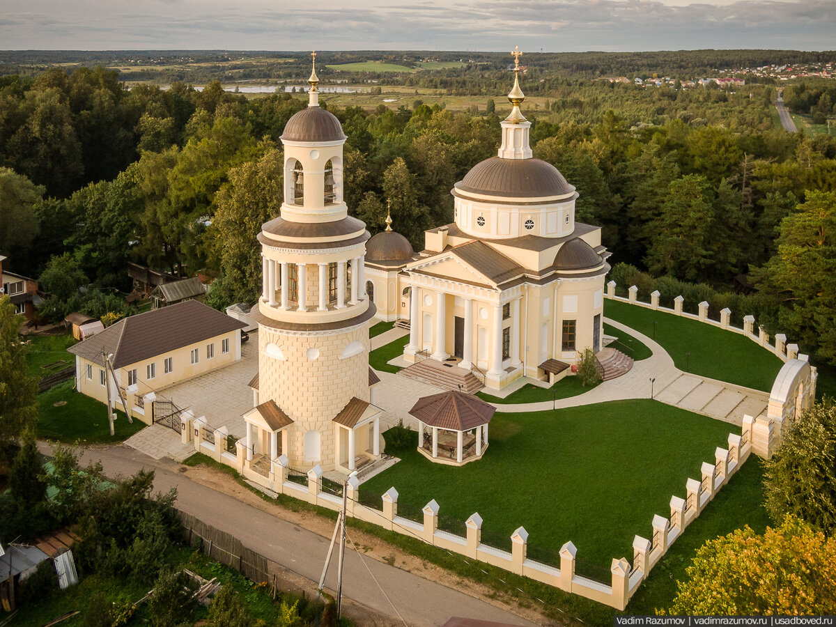 Усадьба Введенское Церковь