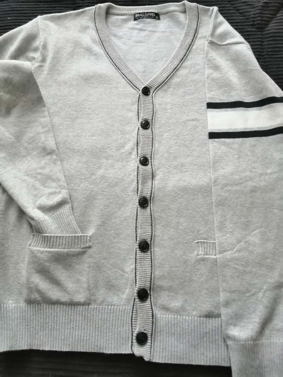 На бирочке написано SMALLGANG Los Angeles 16.