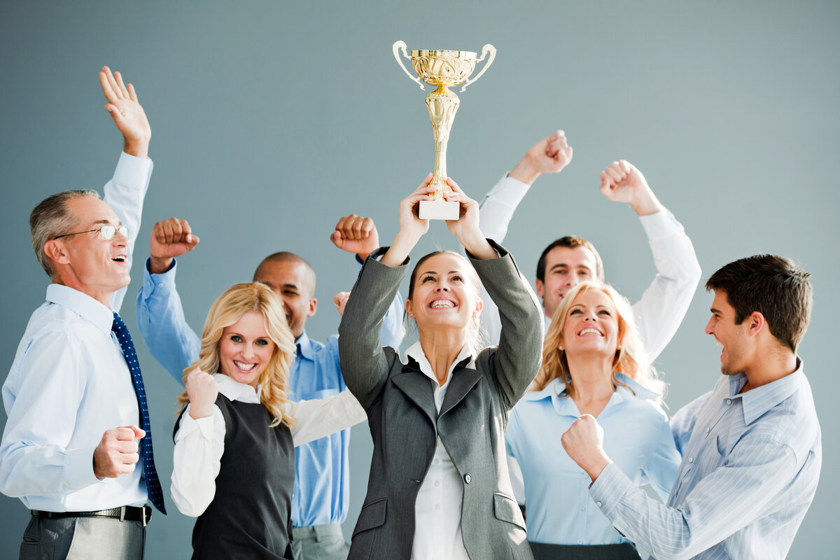 Источник фото - сайт: https://seofiles.s3.amazonaws.com/seo/media/uploads/2018/07/07/team-leader.jpg