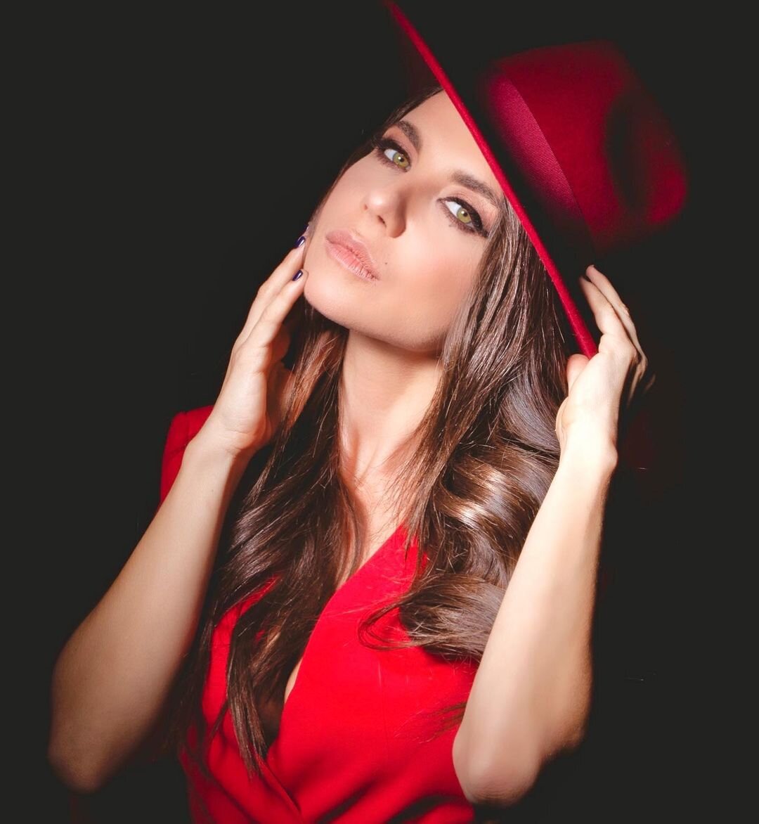 Выглядит на свои 44?