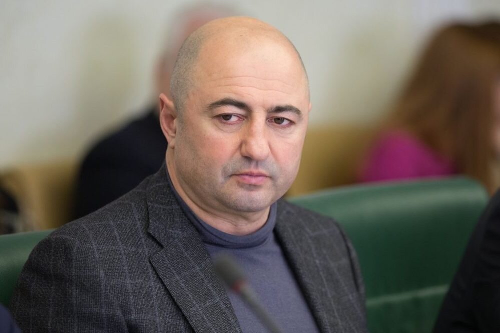 Александр владеленович вайнберг. Вайнберг нижний новгород. Вайнберг александр владиленович нижний новгород. Сенатор вайнберг нижний новгород. Вайнберг сенатор.