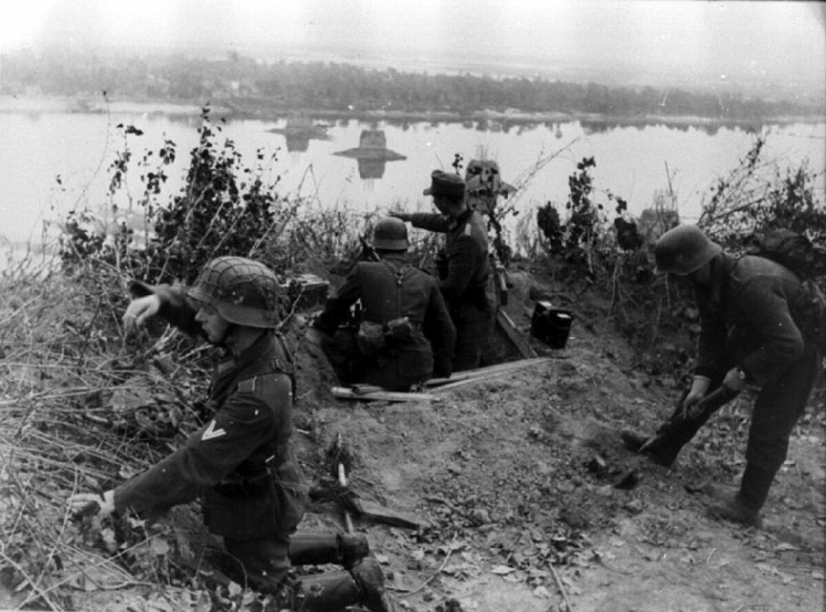 15 октября 1941 года. Днепр 1943 немцы на Днепре. Битва за Днепр 1943 плацдармы. Плацдармы на Днепре в 1943. 1942 Сторожевской плацдарм